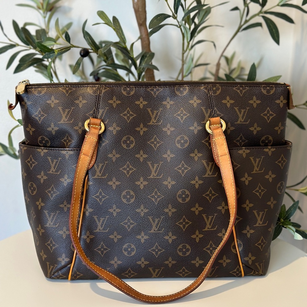 Louis Vuitton Totally MM